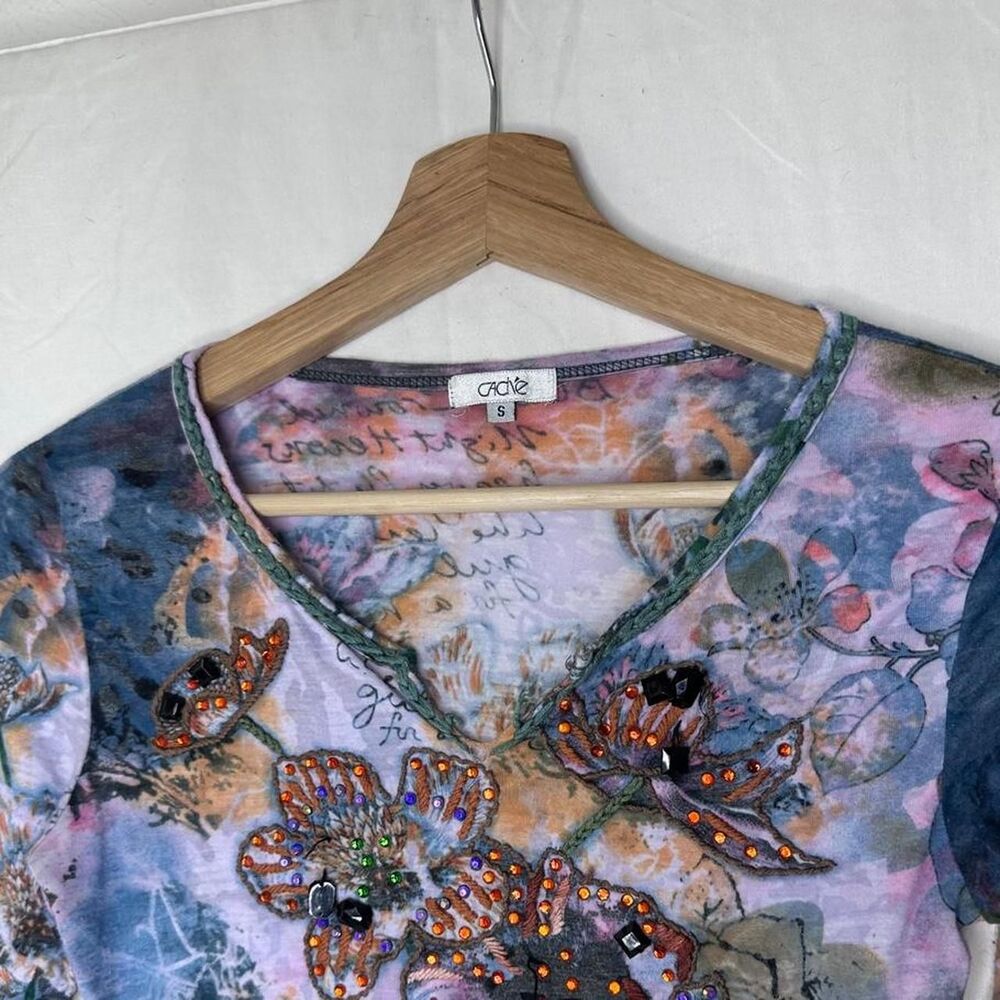 Cache Women's multi Shirt - Picture 2 of 5
